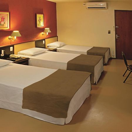 Lira Hotel Curitiba Exterior photo