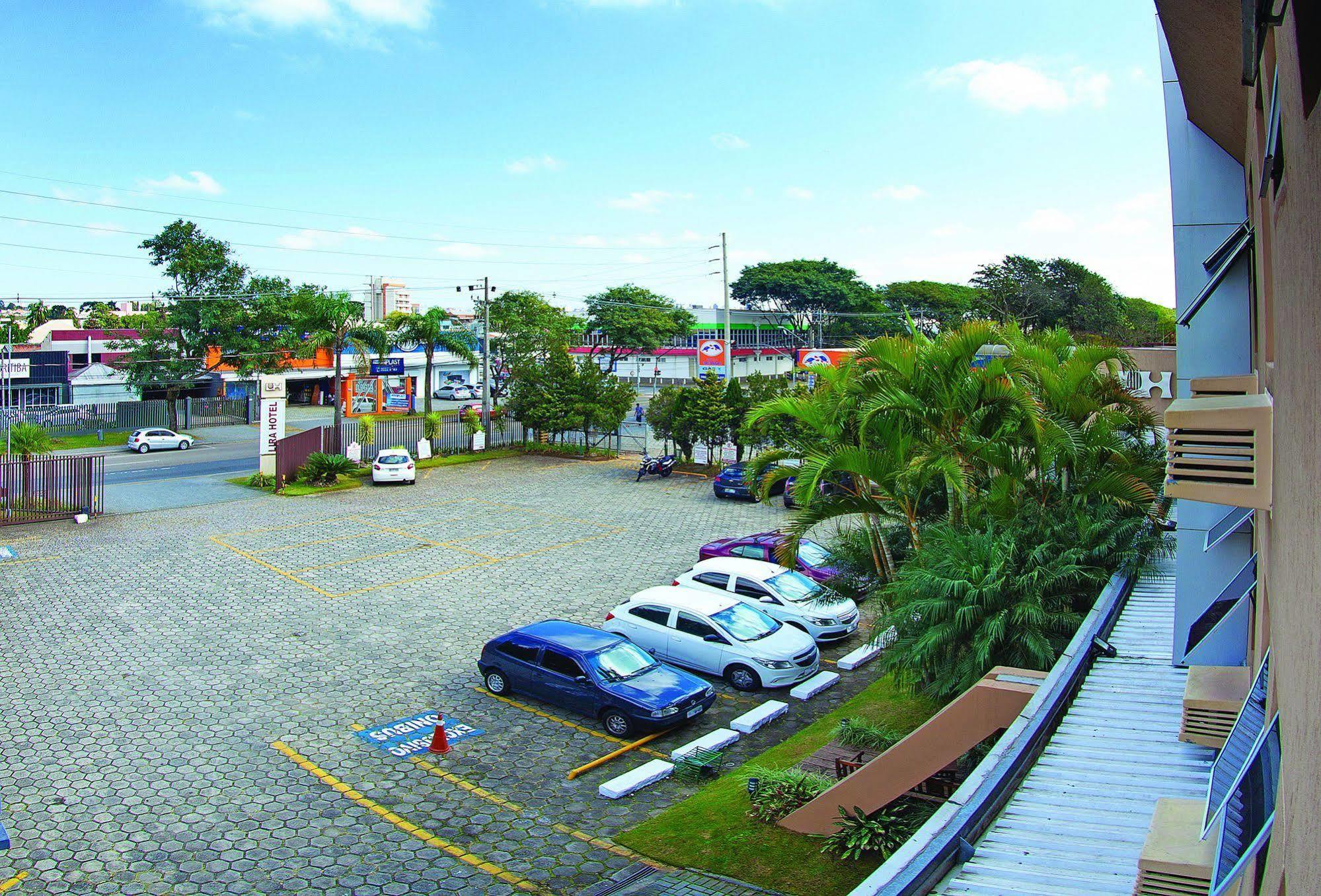 Lira Hotel Curitiba Exterior photo